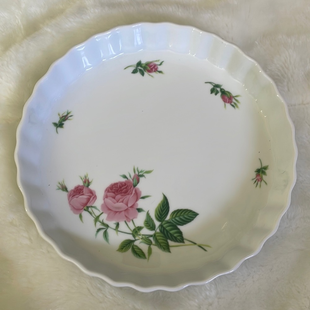 Christine Holm quiche pan 10 inch porcelain new without tags